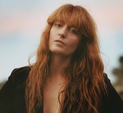 Florence And The Machine: Νέο τραγούδι για τις ανάγκες της ερχόμενης ταινίας του Tim Burton