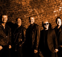 Sold out οι FM στην Αθήνα 