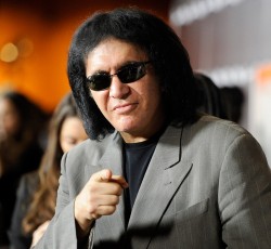 Gene Simmons: «Θέλω να πεθάνει η rap μουσική»