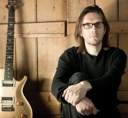 Το "Happy Returns" του Steven Wilson παίρνει σάρκα και οστά (video) 