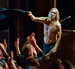 Ολόκληρη η εμφάνιση του Iggy Pop στο Austin City Limits 