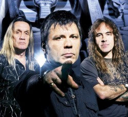 Αυτή είναι η αφίσα των Iron Maiden που απαγορεύτηκε στην Λιθουανία