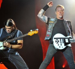 Ποιος αποκαλεί το YouTube «διάβολο»; 