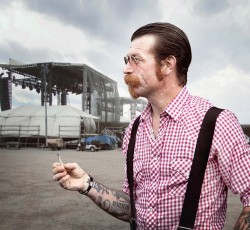 Οι ιδιοκτήτες του Bataclan απαγορεύουν την είσοδο στους Eagles Of Death Metal 