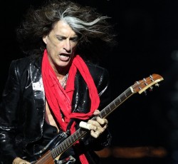 Βελτιώνεται η υγεία του Joe Perry 
