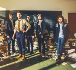 Νέο single για τους Kaiser Chiefs (video) 