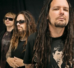 Korn: «Αυτοί είναι το μέλλον της rock!» 