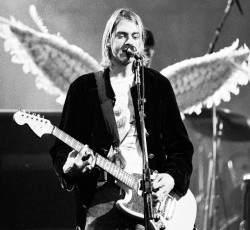 Οι Nirvana επιβεβαιώνουν πως ο Kurt Cobain παραμένει …νεκρός 