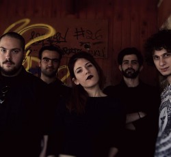 Αυτό είναι το νέο βίντεο των Lunar Cycle 