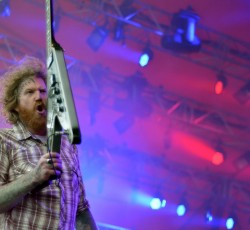 Ο Brent Hinds των Mastodon λανσάρει την δική του Epiphone 