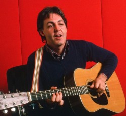 Ο Paul McCartney άρχισε το ποτό όταν διαλύθηκαν οι Beatles 