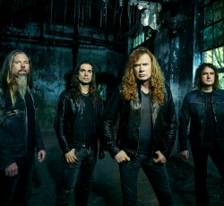 Οι Megadeth διοργανώνουν κάμπινγκ για τους πιστούς fans