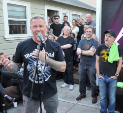 Οι Metallica επιστρέφουν στο γκαράζ των πρώτων ηχογραφήσεων 