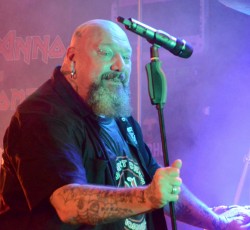 Καθησυχάζει ο Paul Di'Anno 