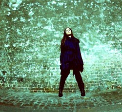 Ακούστε το νέο τραγούδι της PJ Harvey