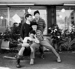 Aυτό είναι το νέο τραγούδι των Red Hot Chili Peppers 