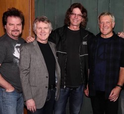Νέο τραγούδι για τον Rik Emmett των Triumph με καλεσμένο τον Alex Lifeson των Rush