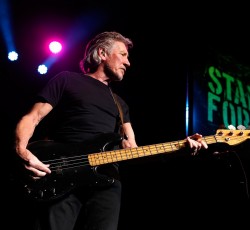 Το συγκλονιστικό μήνυμα του Roger Waters από το Μεξικό 