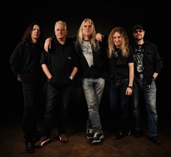 Έλληνας ο αντικαταστάτης του μπασίστα των Saxon 