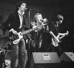 Οι Sex Pistols κυκλοφορούν συλλογή με live ηχογραφήσεις 