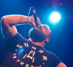 Το πρώτο άλμπουμ των Sober On Tuxedos είναι γεγονός 