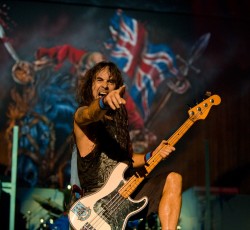 Steve Harris: «Οι Iron Maiden δε ζήτησαν ποτέ χρήματα από μπάντες για να τους κάνουν support» 