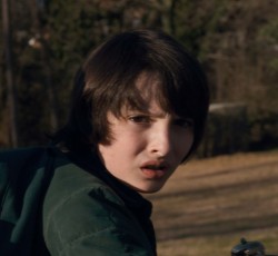 Ο πιτσιρικάς από το Stranger Things έχει καλό γούστο 