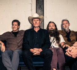 Ο «επικός» τελευταίος δίσκος των Swans 