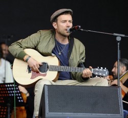 Ο Damon Albarn των Blur συμμετέχει σε live άλμπουμ συριακής ορχήστρας 