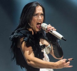 Εξαντλήθηκαν τα εισιτήρια των 25€ για τις συναυλίες της Tarja 