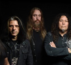 Testament: Lyric video για το ομώνυμο τραγούδι του "Brotherhood Of The Snake" 