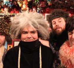 Οι Melvins μας λένε πρώτοι τα κάλαντα! (audio)