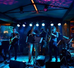 Οι Next Step κάνουν τους Radiohead... jazz στο Gazarte 