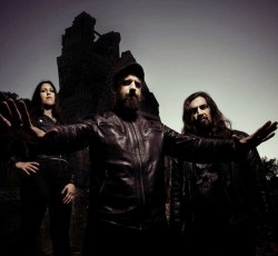 Αυτό είναι το νέο lyric video των Slayerking 