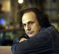 Νέος δίσκος από τον Βασίλη Παπακωνσταντίνου και πρώτο δείγμα (video) 