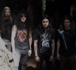 Τρία μέλη αποχωρούν αλλά οι Vektor συνεχίζουν… 