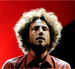 Aκούστε το νέο τραγούδι του Zack de la Rocha