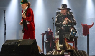 Βίντεο από την πρώτη συναυλία των AC/DC με τον Axl Rose