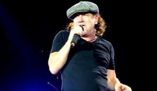 Πρόβλημα με Brian Johnson, oι ΑC/DC ακυρώνουν συναυλίες