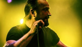 H σόλο επιστροφή του Damian Wilson