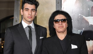«Eίσαι ο Donald Trump του rock»