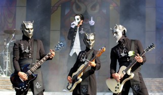  «Έρχεται η 4η μετανσάρκωση του Papa Emeritus»