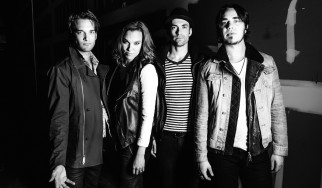 Ακούστε το "Still Of The Night" των Whitesnake από τους Halestorm