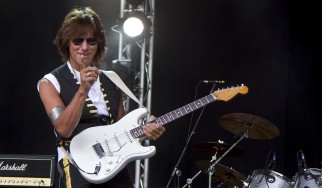 Jeff Beck: Νέος δίσκος τον Ιούλιο