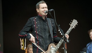 Ο Jonsi των Sigur Ros θέλει να γράψει pop μουσική…