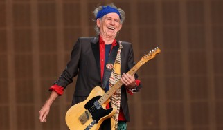 Keith Richards: «Είμαι τόσο μαύρος όσο ο γαμ… άσος μπαστούνι»