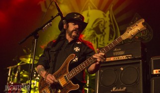 Άγαλμα του Lemmy στο αγαπημένο του μπαρ