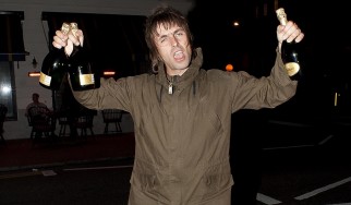 Ο Liam Gallagher τραγουδά το "Wonderwal"  μαζί με fans στη Μάλτα (video)