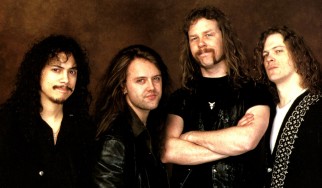 To "Black Album" πουλάει ακόμα!