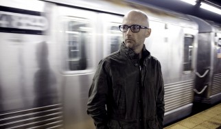 Νέο video από τον Moby και τους Pacific Void Choir